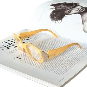 CHRISTIAN DIOR Vintage Oval frames in Amber 2347 70 54 — 20